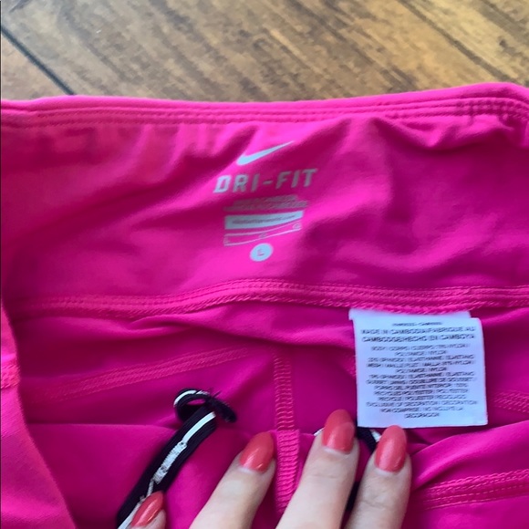 Nike Dri-Fit Leggings - Picture 2 of 5